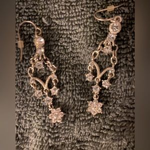 Chandelier earrings